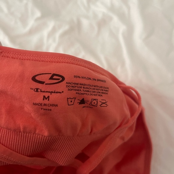 Workout tank top - Picture 2 of 2